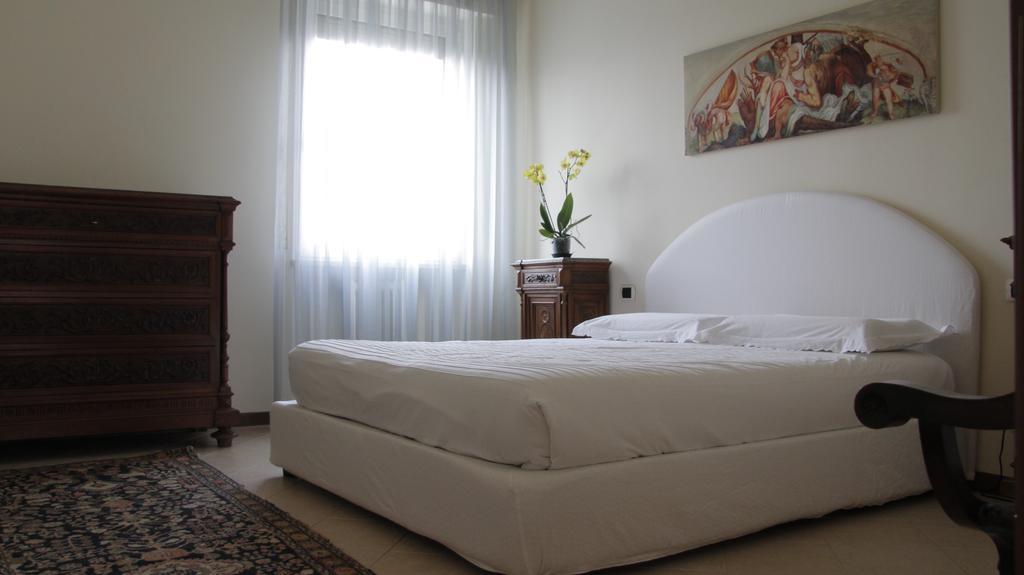 Casa Farinati Apartment เวโรนา ห้อง รูปภาพ